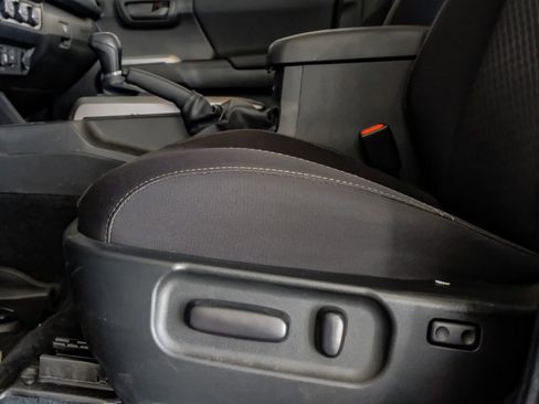 Used 2023 Toyota Tacoma SR5 w/ Trail Edition image 30