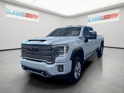 Used 2023 GMC Sierra 3500 Denali w/ Denali Ultimate Package AWD/4WD image 7