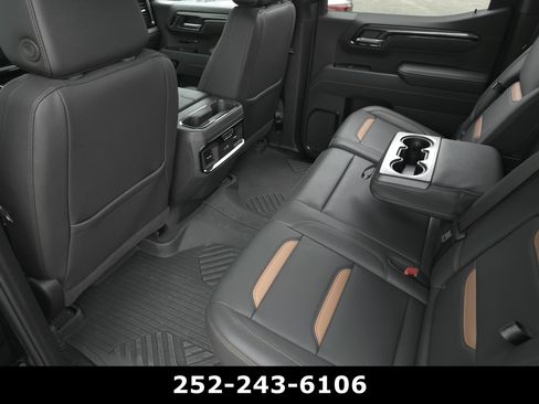 Used 2025 GMC Sierra 1500 AT4 w/ AT4 Premium Package AWD/4WD image 27