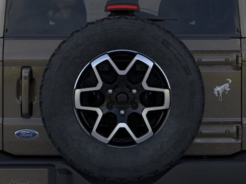 New 2025 Ford Bronco Outer Banks image 24
