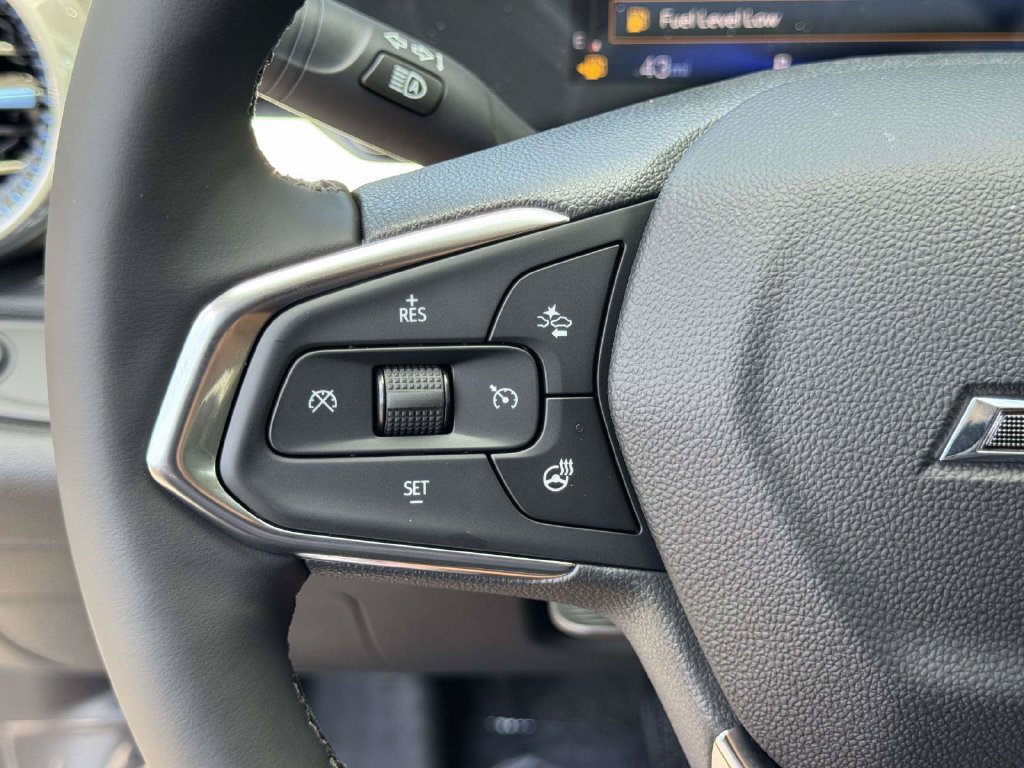 New 2026 Chevrolet Trax LT w/ Driver Confidence Package FWD image 11