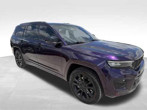 Used 2022 Jeep Grand Cherokee L Overland w/ Advanced Protech Group III AWD/4WD image 26