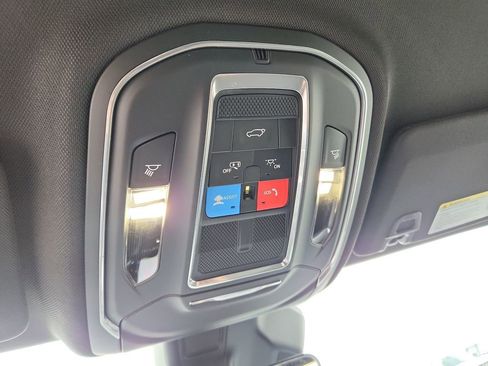 New 2026 Jeep Grand Cherokee Altitude image 28