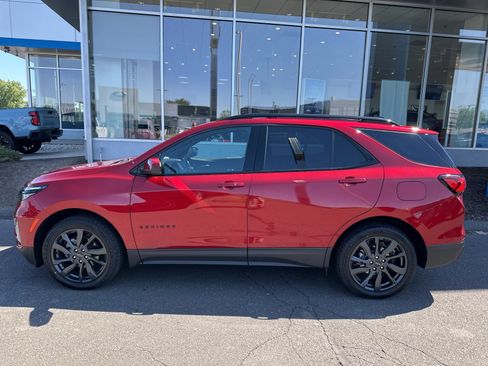 Used 2024 Chevrolet Equinox RS AWD/4WD image 8