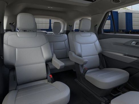New 2026 Ford Explorer Active image 11
