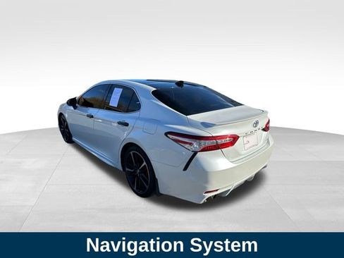 Used 2020 Toyota Camry XSE image 3