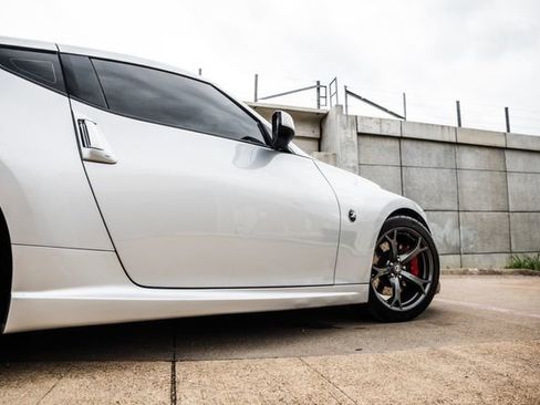 Used 2013 Nissan 370Z NISMO w/ Bose Pkg RWD image 27