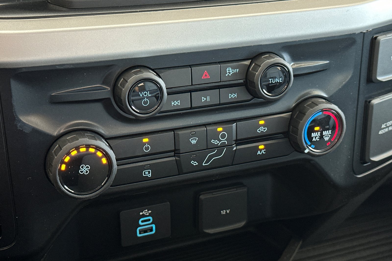 New 2026 Ford F350 XL AWD/4WD image 17