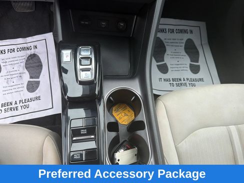 Used 2022 Hyundai Sonata SEL w/ Preferred Accessory Package FWD image 17