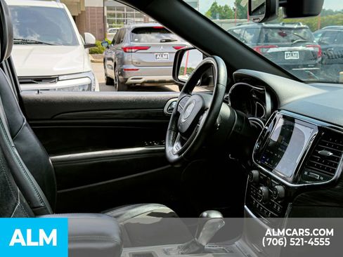 Used 2020 Jeep Grand Cherokee Altitude AWD/4WD image 20
