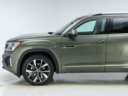 New 2026 Volkswagen Atlas SEL Premium R-Line image 3