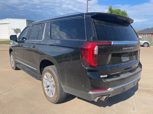 Used 2026 GMC Yukon XL Denali w/ LPO, Floor Liner Package AWD/4WD image 7