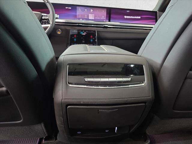 Used 2025 Cadillac Escalade ESV Sport w/ Touring Package AWD/4WD image 18