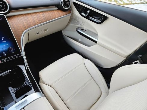 Certified 2022 Mercedes-Benz C 300 4MATIC Sedan image 13