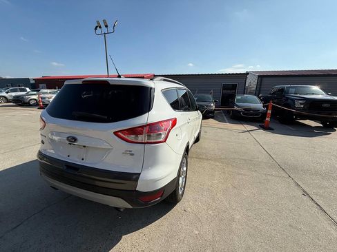 Used 2014 Ford Escape SE w/ Equipment Group 201A image 14