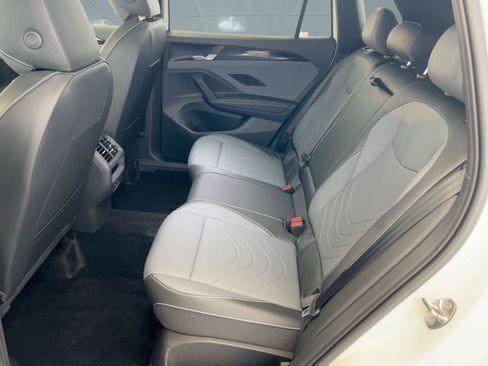 New 2026 Volkswagen Tiguan SE R-Line image 15