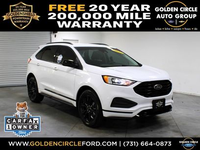 Used 2022 Ford Edge SE w/ Black Appearance Package