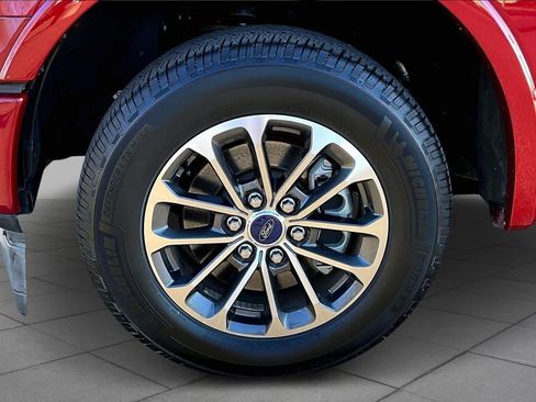 Used 2018 Ford F150 XLT w/ Equipment Group 302A Luxury image 10