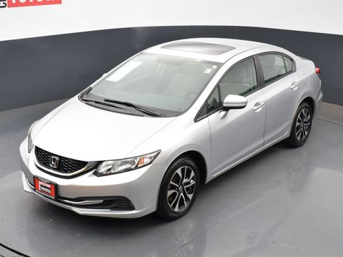 Used 2015 Honda Civic EX image 25