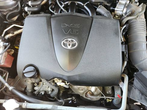 Used 2021 Toyota Highlander XSE AWD/4WD image 20