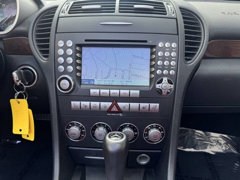 Used 2008 Mercedes-Benz SLK 280 image 21