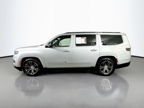 Used 2023 Jeep Grand Wagoneer 4WD w/ Convenience Group III image 5