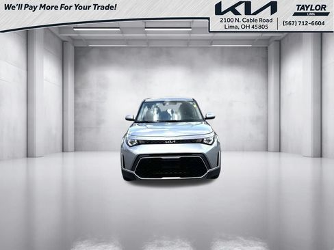 Used 2025 Kia Soul S FWD image 4