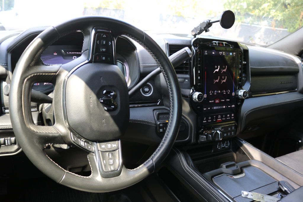 Used 2024 RAM 2500 Limited AWD/4WD image 16