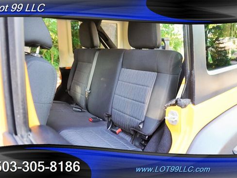 Used 2012 Jeep Wrangler Unlimited Sport AWD/4WD image 92