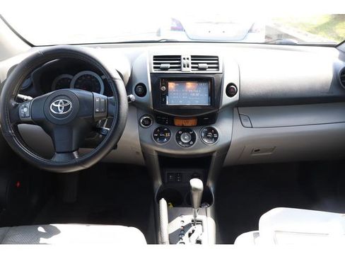 Used 2010 Toyota RAV4 Limited image 8