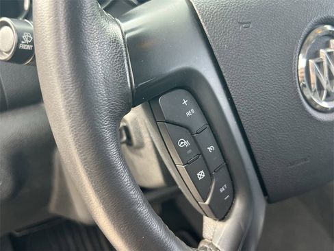 Used 2015 Buick Enclave Premium image 24