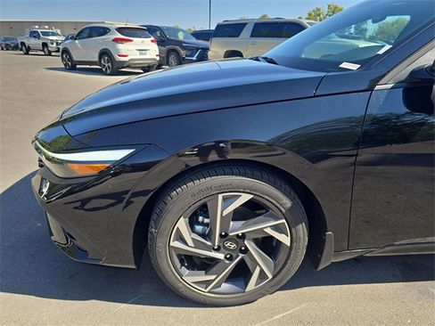 New 2025 Hyundai Elantra Sport image 10