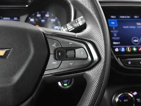 Used 2021 Chevrolet TrailBlazer LT w/ Convenience Package FWD image 32