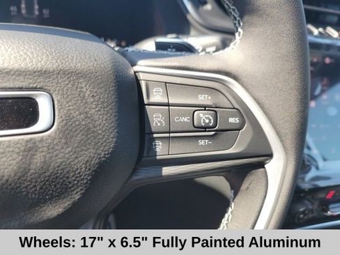 New 2025 Jeep Grand Cherokee Laredo image 12