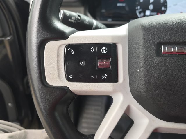 Used 2025 Land Rover Defender 110 S AWD/4WD image 15