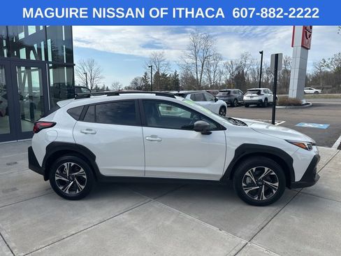 Used 2024 Subaru Crosstrek 2.0i Premium AWD/4WD image 4