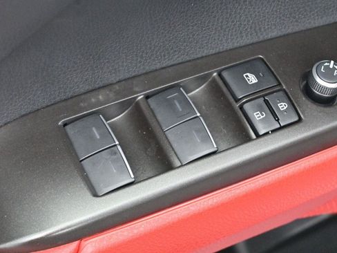 Used 2024 Toyota Camry XSE FWD image 11