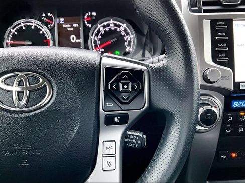 Used 2022 Toyota 4Runner Limited image 23