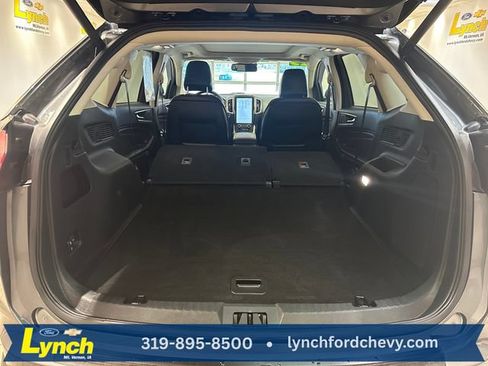 Used 2023 Ford Edge Titanium w/ Class II Trailer Tow Package AWD/4WD image 23