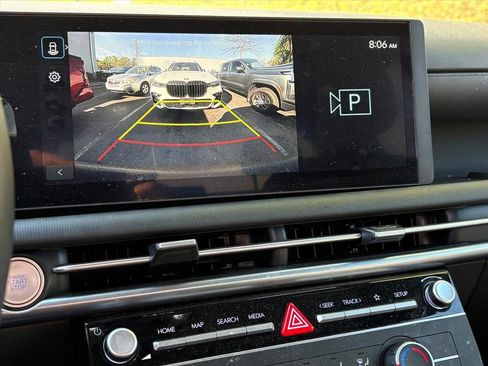 Used 2025 Hyundai Santa Cruz SE image 9