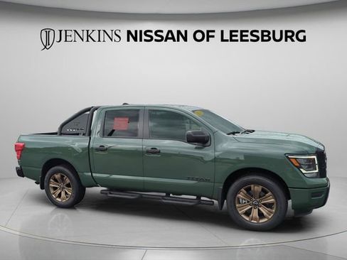 Certified 2024 Nissan Titan SV w/ SV Bronze Edition Package RWD image 2