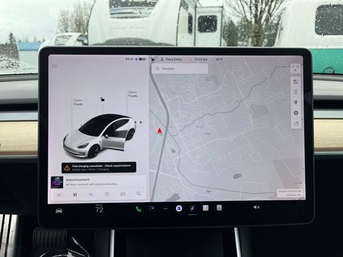 Used 2020 Tesla Model 3 Standard Range Plus image 19