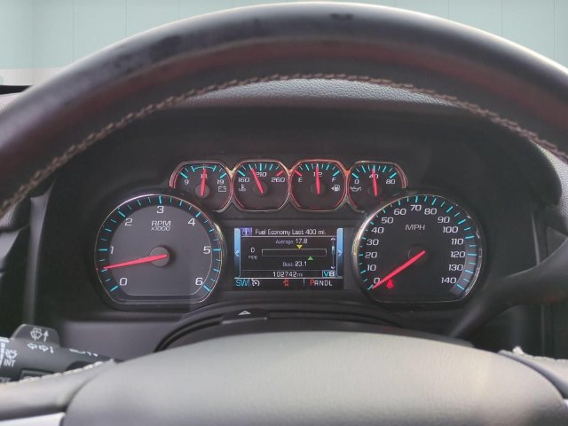 Used 2020 GMC Yukon SLE w/ SLE Value Package AWD/4WD image 17