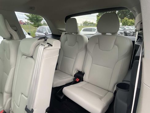 Certified 2023 Volvo XC90 B5 Plus w/ Protection Package Premier AWD/4WD image 13