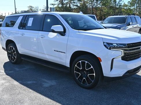Used 2021 Chevrolet Suburban RST w/ Luxury Package image 7