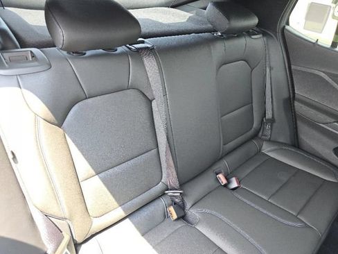 Used 2024 Buick Envista Sport Touring w/ Convenience I Package FWD image 22