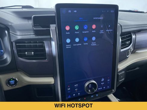 Used 2022 Ford Expedition Platinum AWD/4WD image 5