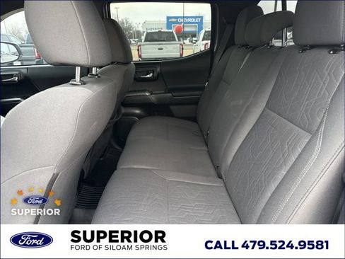 Used 2019 Toyota Tacoma TRD Off-Road image 13