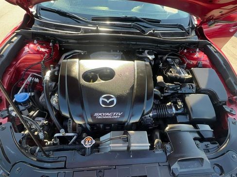 Used 2018 MAZDA MAZDA3 Sport FWD image 29
