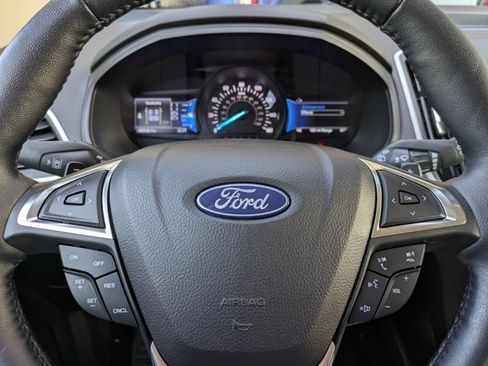 Used 2022 Ford Edge SEL w/ Convenience Package image 25